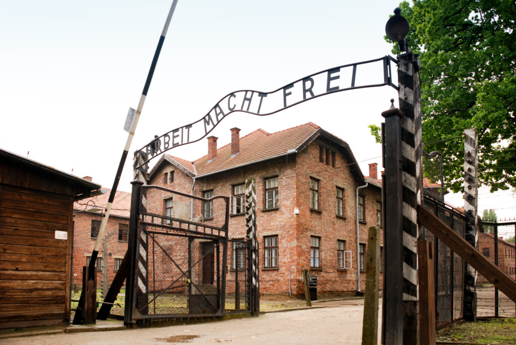 Lengyel holokauszt-torzítás miatt robbant ki botrány a Wikipédián